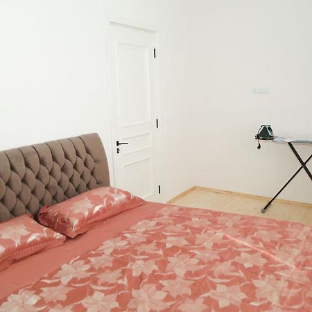 Panchitos Apartment Tbilisi Ngoại thất bức ảnh